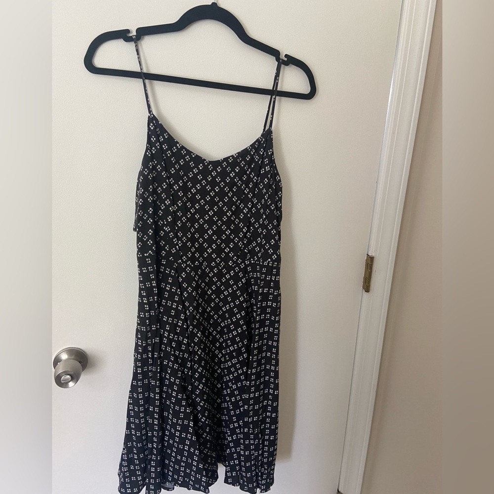 Old Navy Spaghetti Strap Black and White Dress